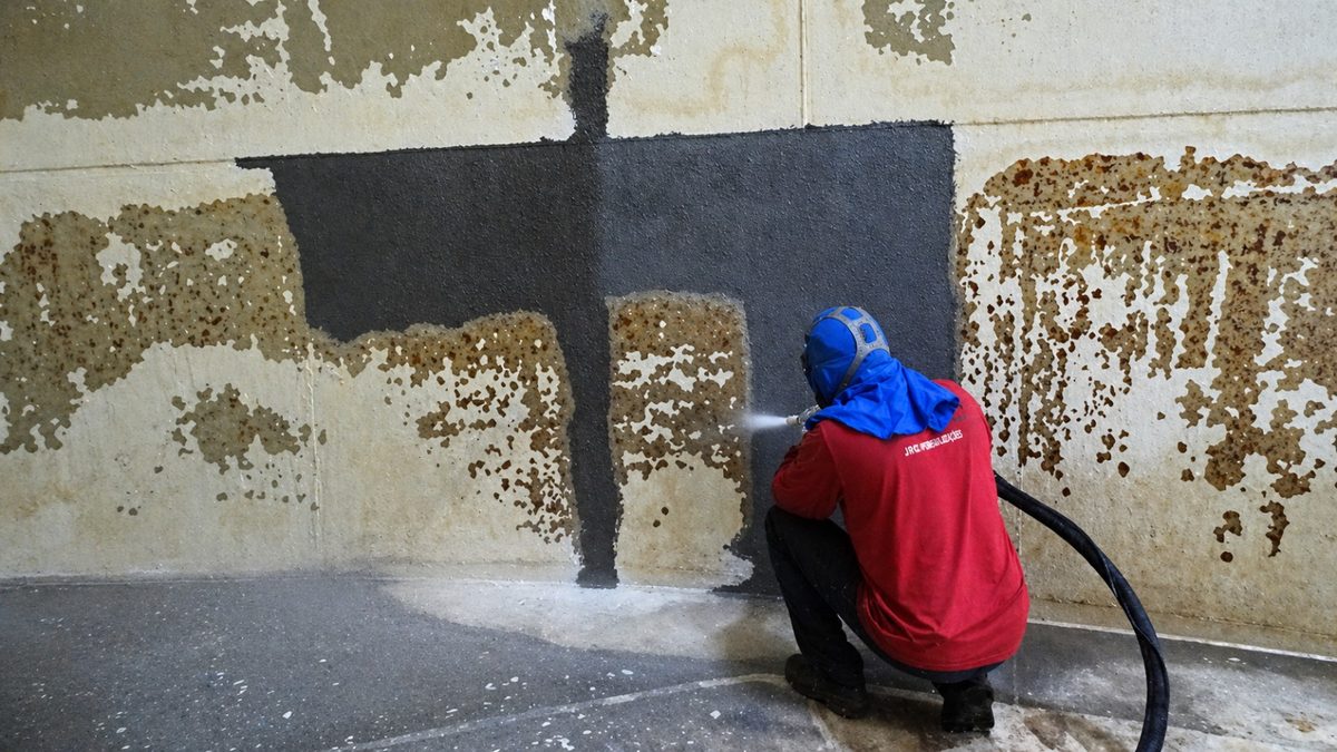 Jateamento externo de tanque reservatório