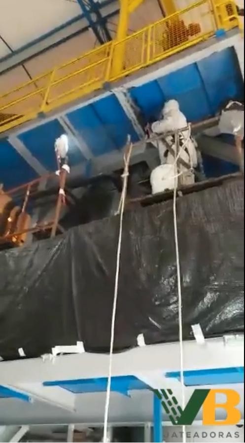 Jateamento de estruturas metálicas — RNEST Petrobras